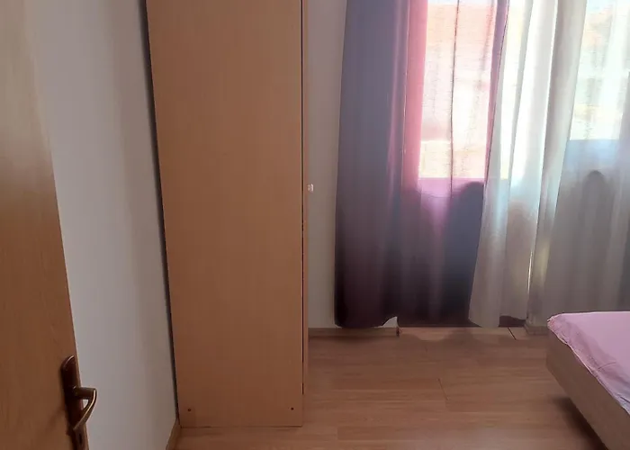 Rubin Apartment *